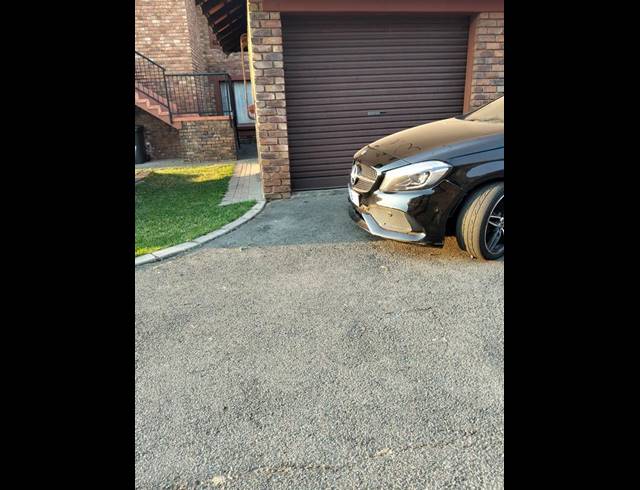 3 BEDROOM TOWNHOUSE FOR SALE IN EDLEEN